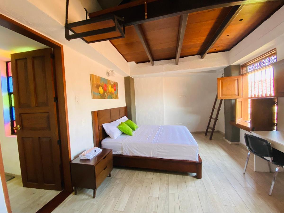 Hotel Casa Bresse Кали Экстерьер фото