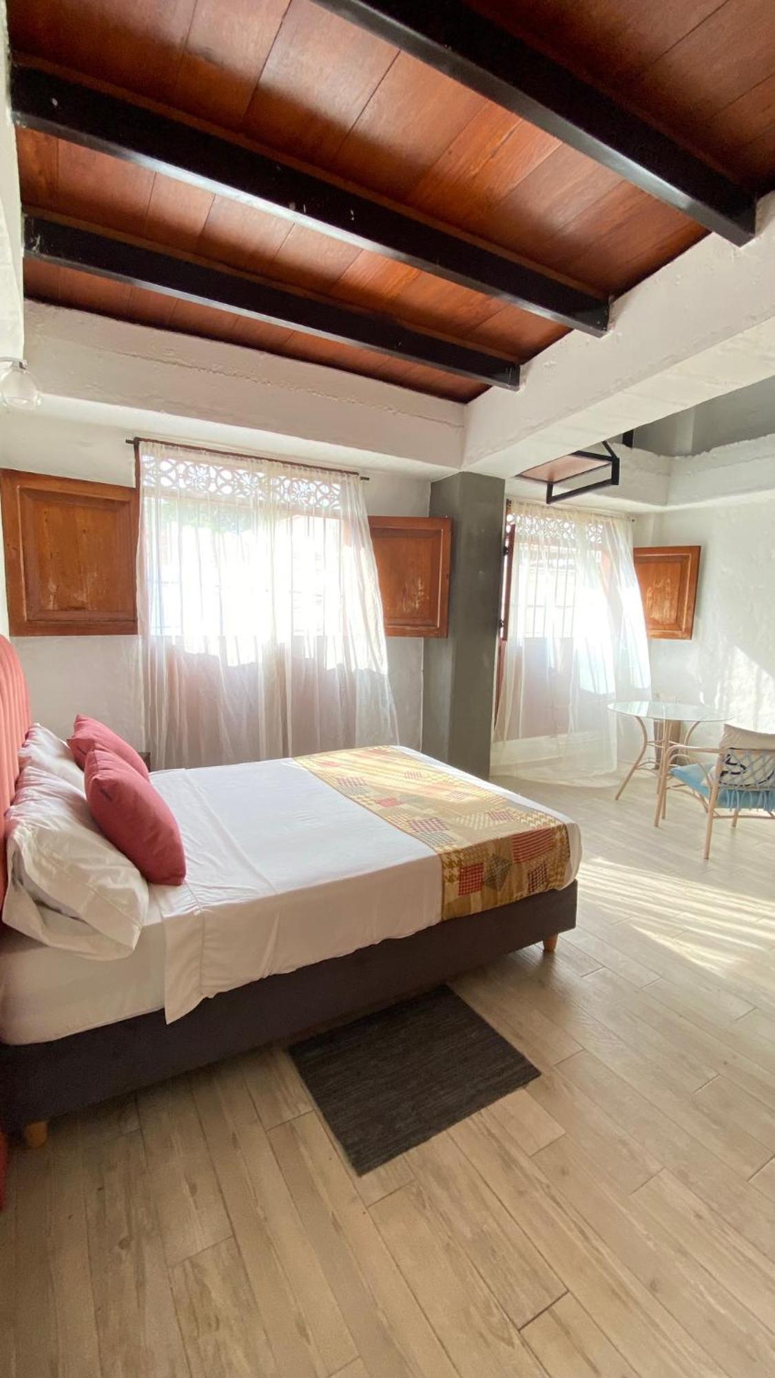 Hotel Casa Bresse Кали Экстерьер фото