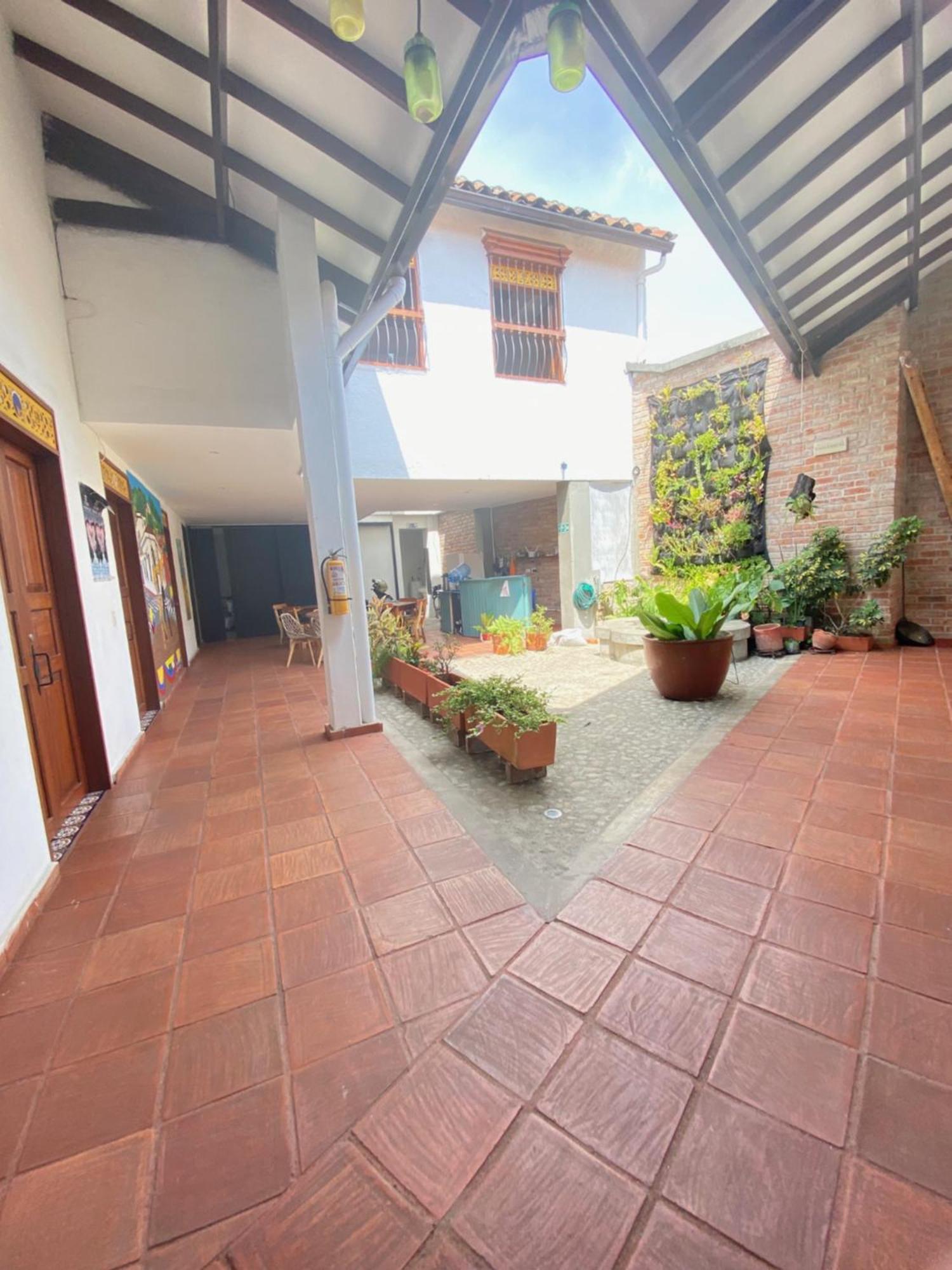 Hotel Casa Bresse Кали Экстерьер фото