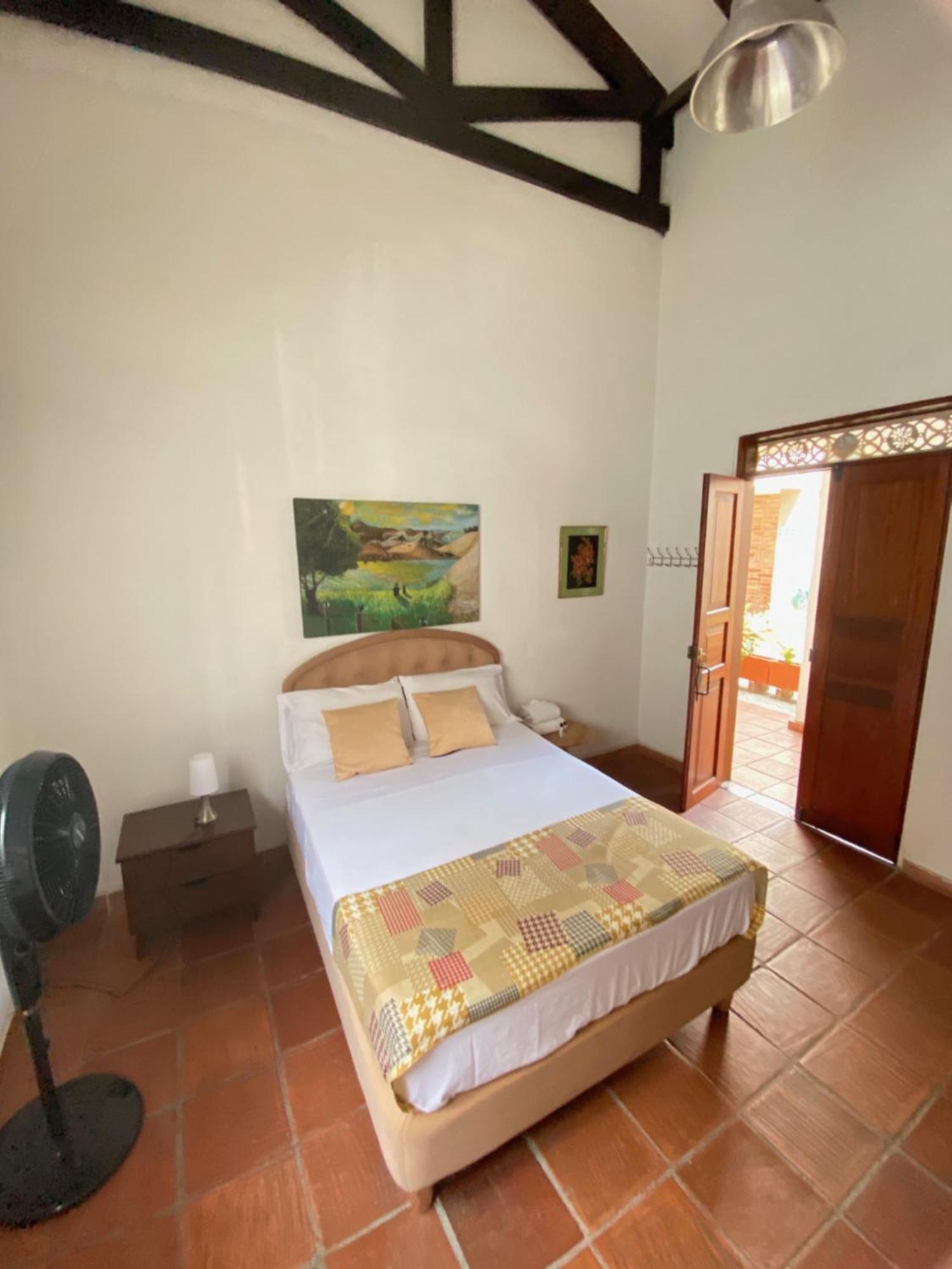 Hotel Casa Bresse Кали Экстерьер фото