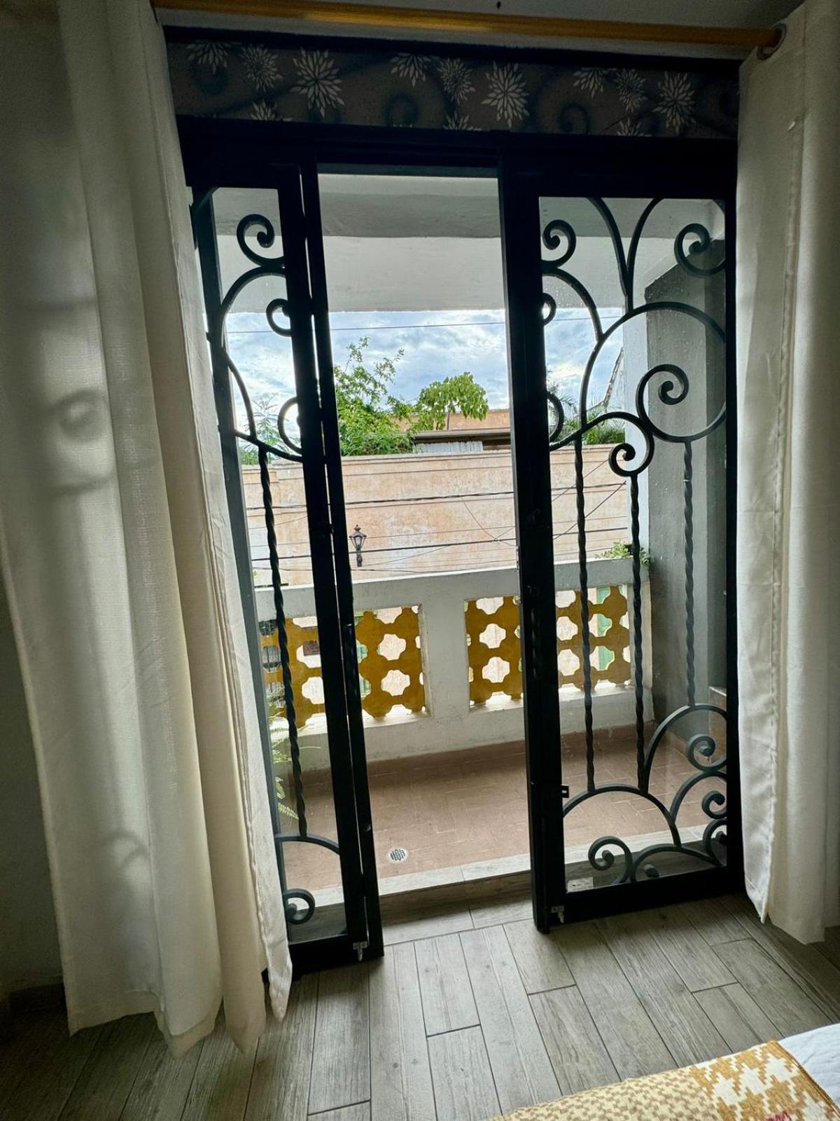 Hotel Casa Bresse Кали Экстерьер фото