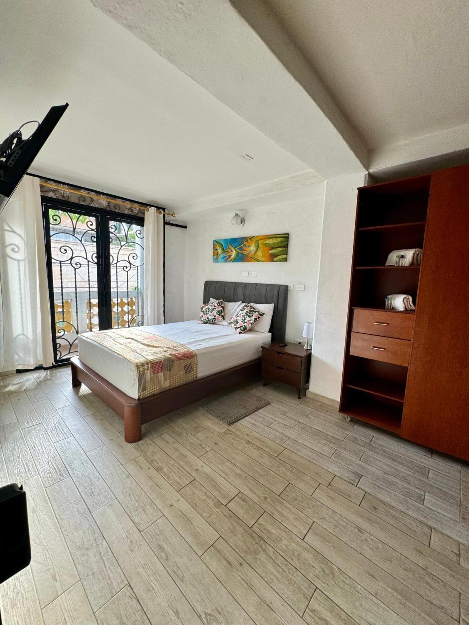Hotel Casa Bresse Кали Экстерьер фото
