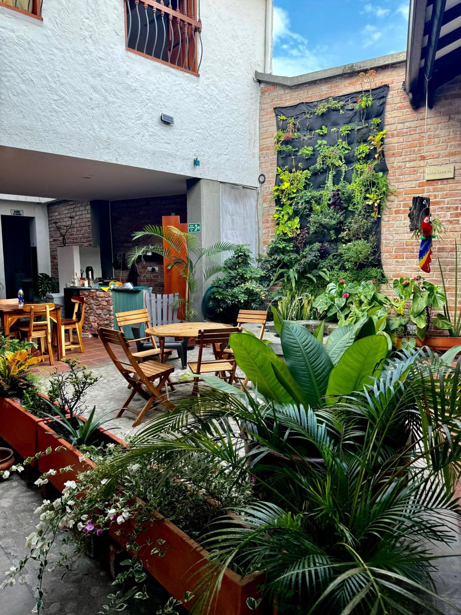 Hotel Casa Bresse Кали Экстерьер фото